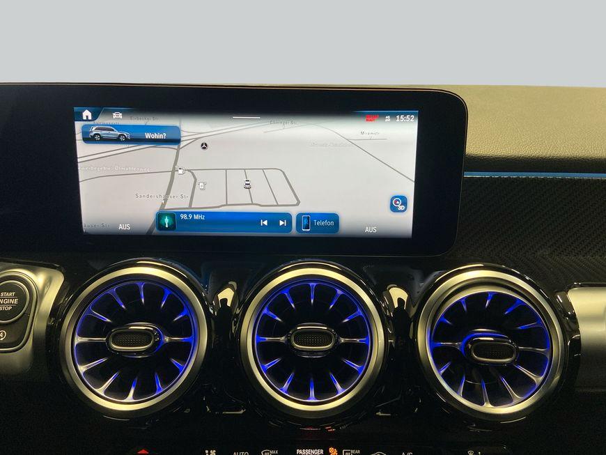 Mercedes-Benz GLB 180