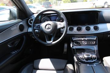 Mercedes E 200 - 9