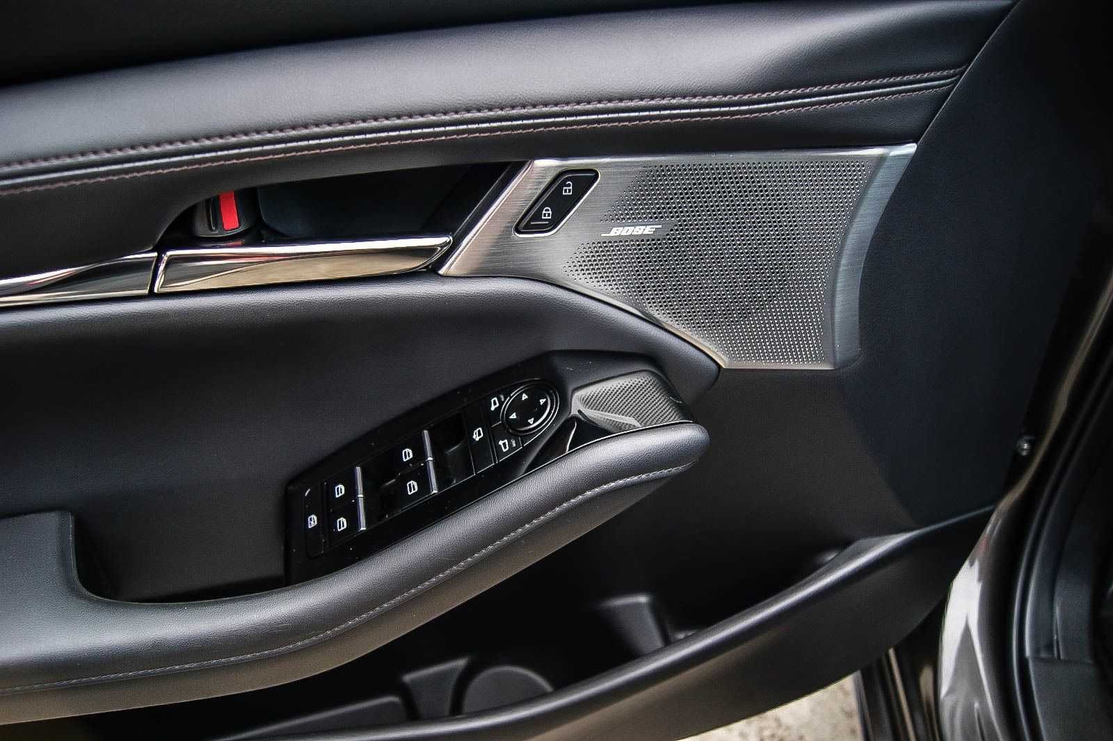 Fahrzeugabbildung Mazda 3 Limousine 2.0 HEADUP LEDER BOSE MATRIX 1.HAND