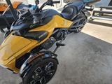 Can-Am SPYDER F3 - Can-Am Spyder F3-S