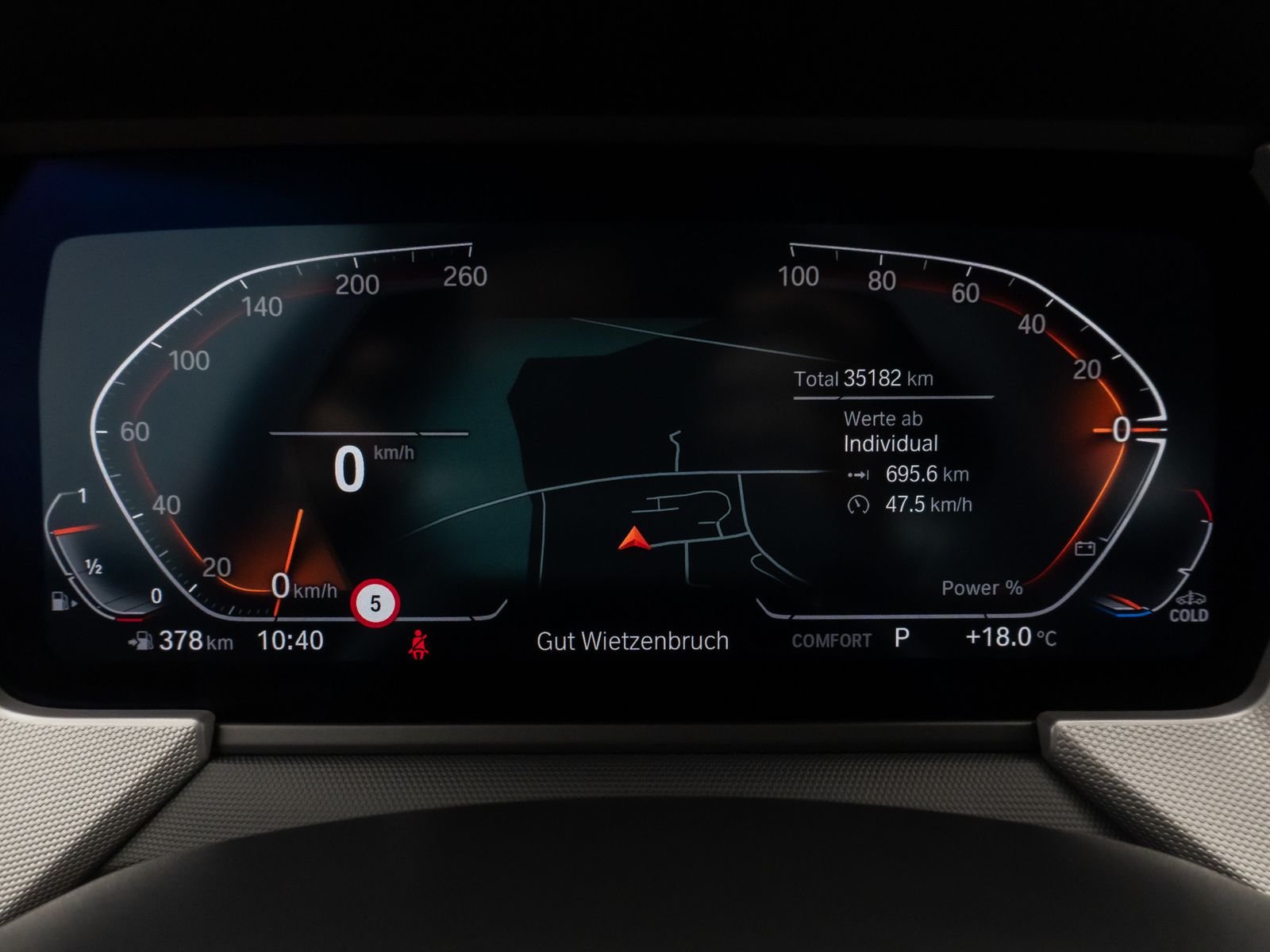 Fahrzeugabbildung BMW 118i DAB CockPitPro Geschwindigkeitsreg PDC LED
