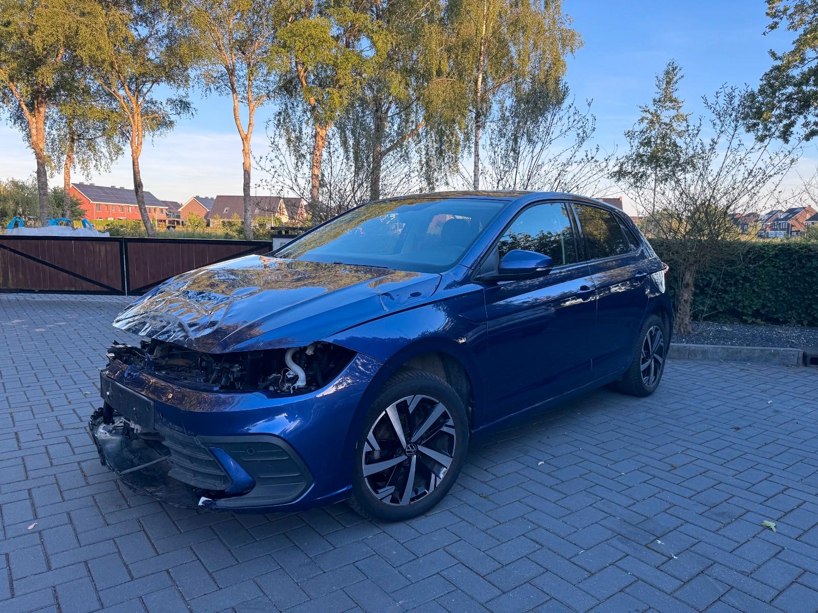 Volkswagen Polo VI 1.0 TSI DSG Camera LED ACC VOL !