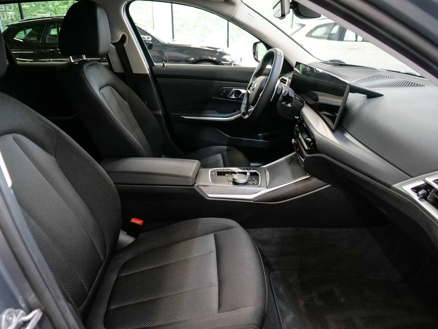 BMW 320 - Bild 17