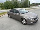 Volkswagen Passat Lim. Trendline BlueMotion - Volkswagen Passat aus 2011: Trendline
