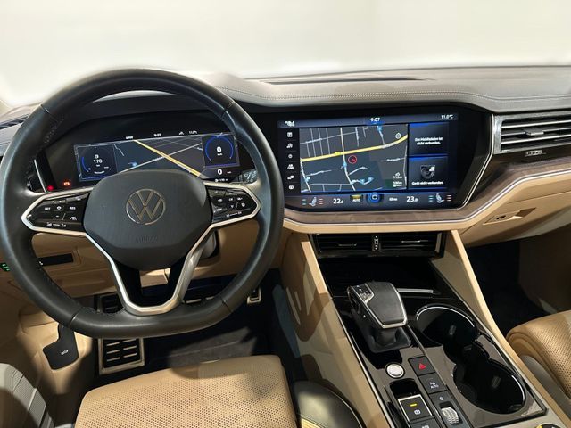 Touareg 4.0 TDI DSG 4M ATMOSPHERE IQ. LIGHT+AHK+