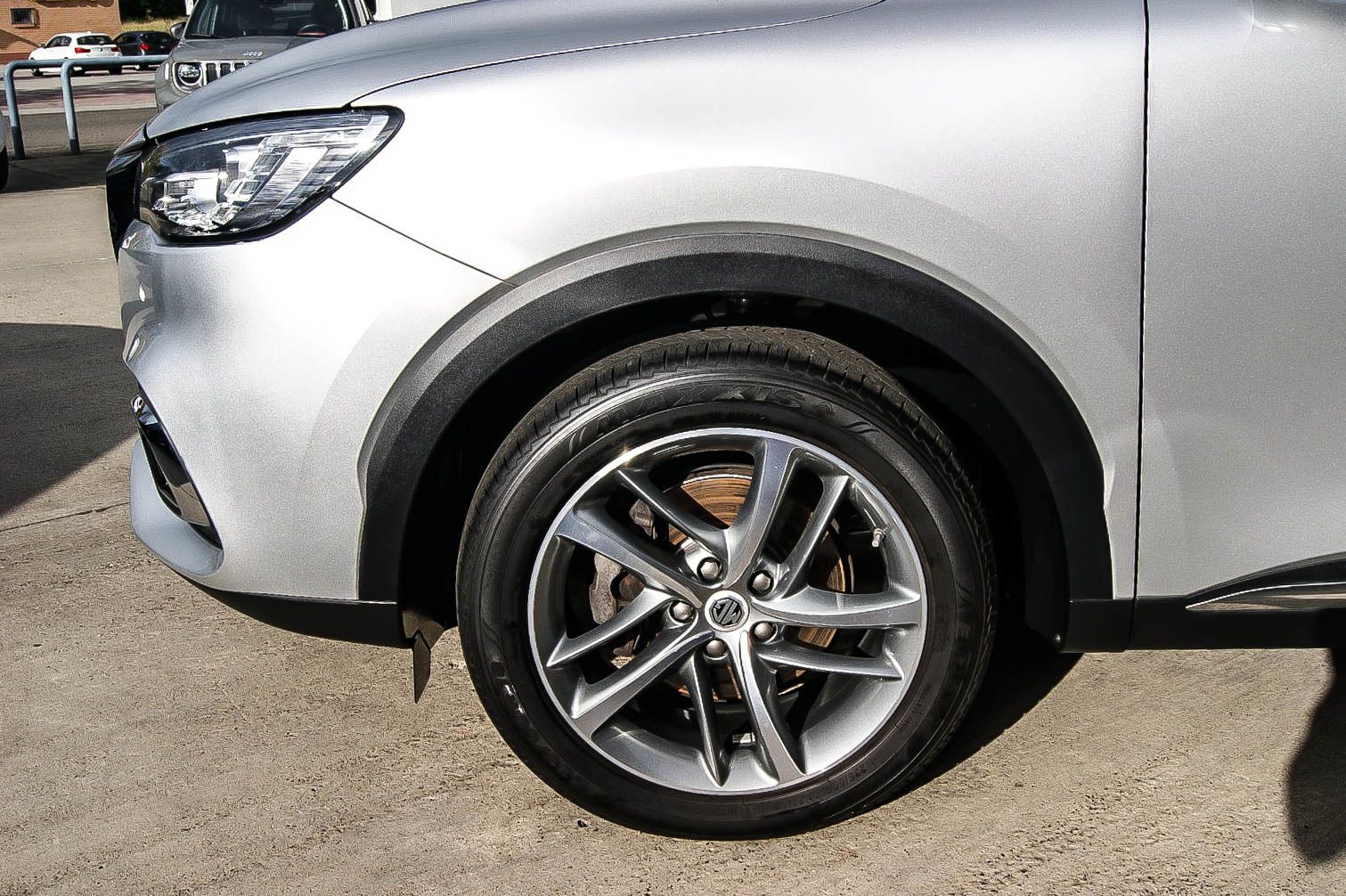 Fahrzeugabbildung MG HS 1.5T-GDI Aut. Luxury PANORAMA LEDER ASSISTENT