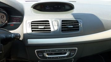 Renault Megane Coupe-Cabrio Dynamique 1.6 16V 110 PS Tem
