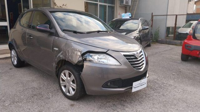 Lancia LANCIA Ypsilon 0.9 TwinAir 85 CV 5 porte Metano 