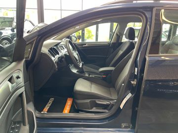Volkswagen Golf VII Variant Trendline BlueTDI
