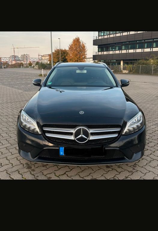 Image of Mercedes-Benz C 220