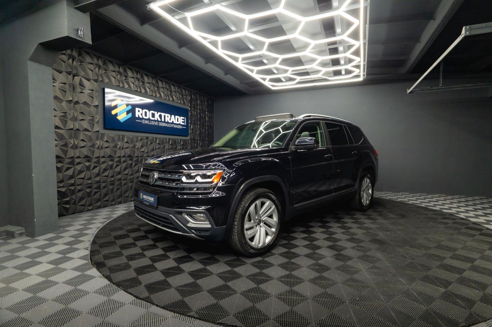 Fahrzeugabbildung Volkswagen ATLAS 3.6 4x4 SEL PREMIUM *7 Sitze*Pano*ACC*LED*