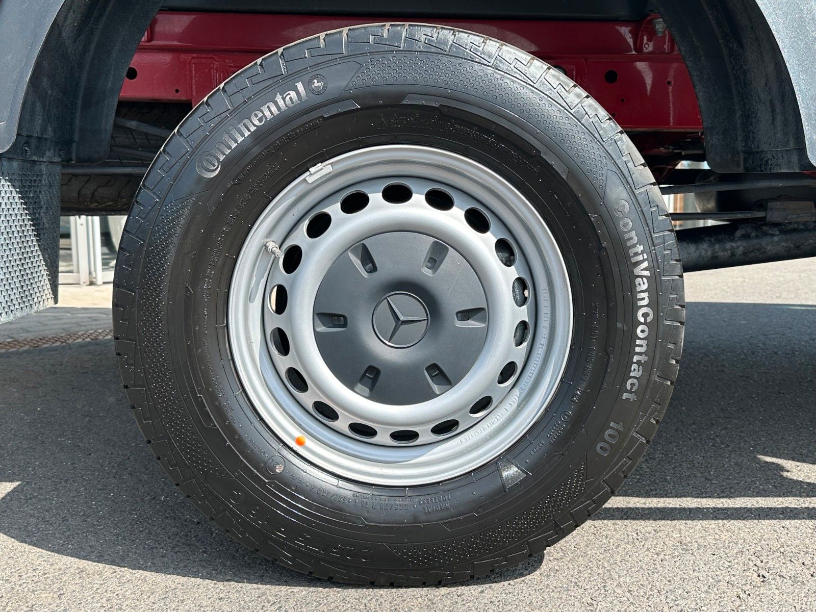 Fahrzeugabbildung Mercedes-Benz Sprinter 319 CDI 4x4 DoKa Klima AHK3,5to