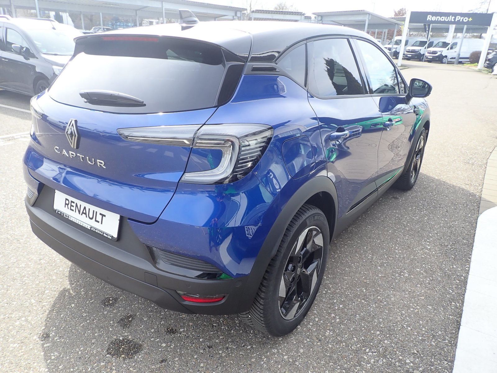 Fahrzeugabbildung Renault Captur Techno Mild Hybrid 140 EDC
