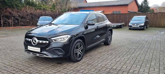 Mercedes-Benz GLA 180 GLA -Klasse GLA 180