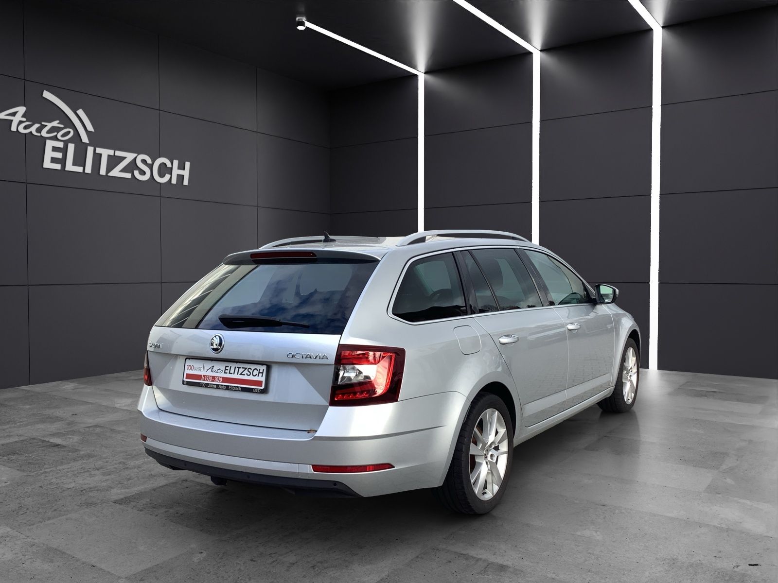 Fahrzeugabbildung SKODA Octavia Combi TSI Style DSG LED Navi GRA PDC SH