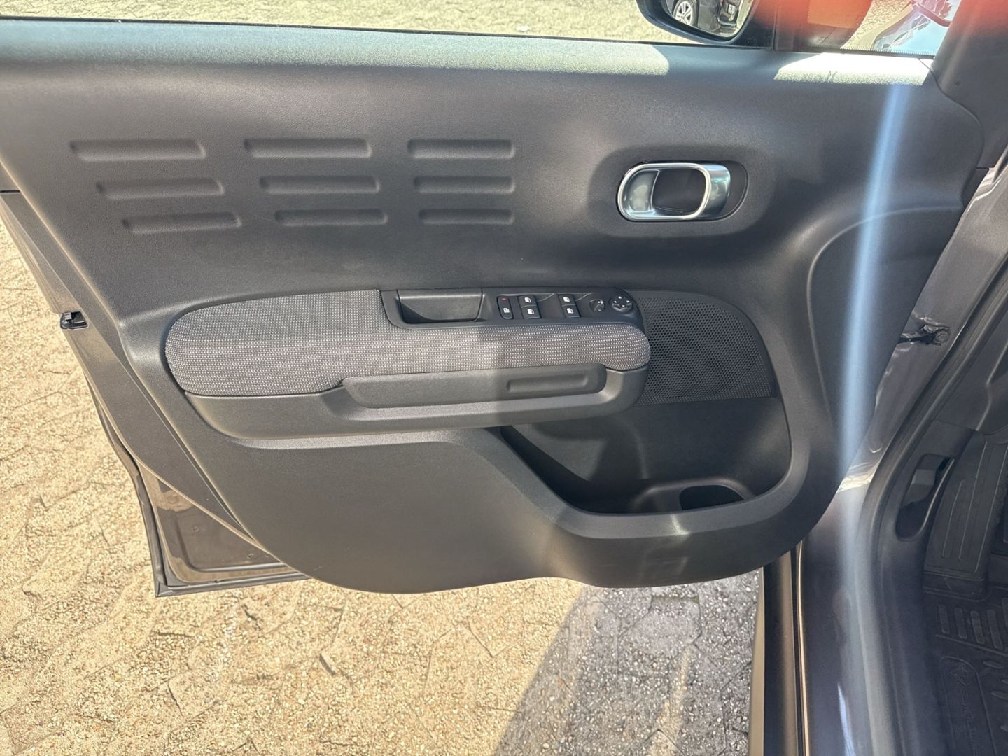 Fahrzeugabbildung Citroën C3 Aircross C-Series 1.2 PureTech 130 Automatik