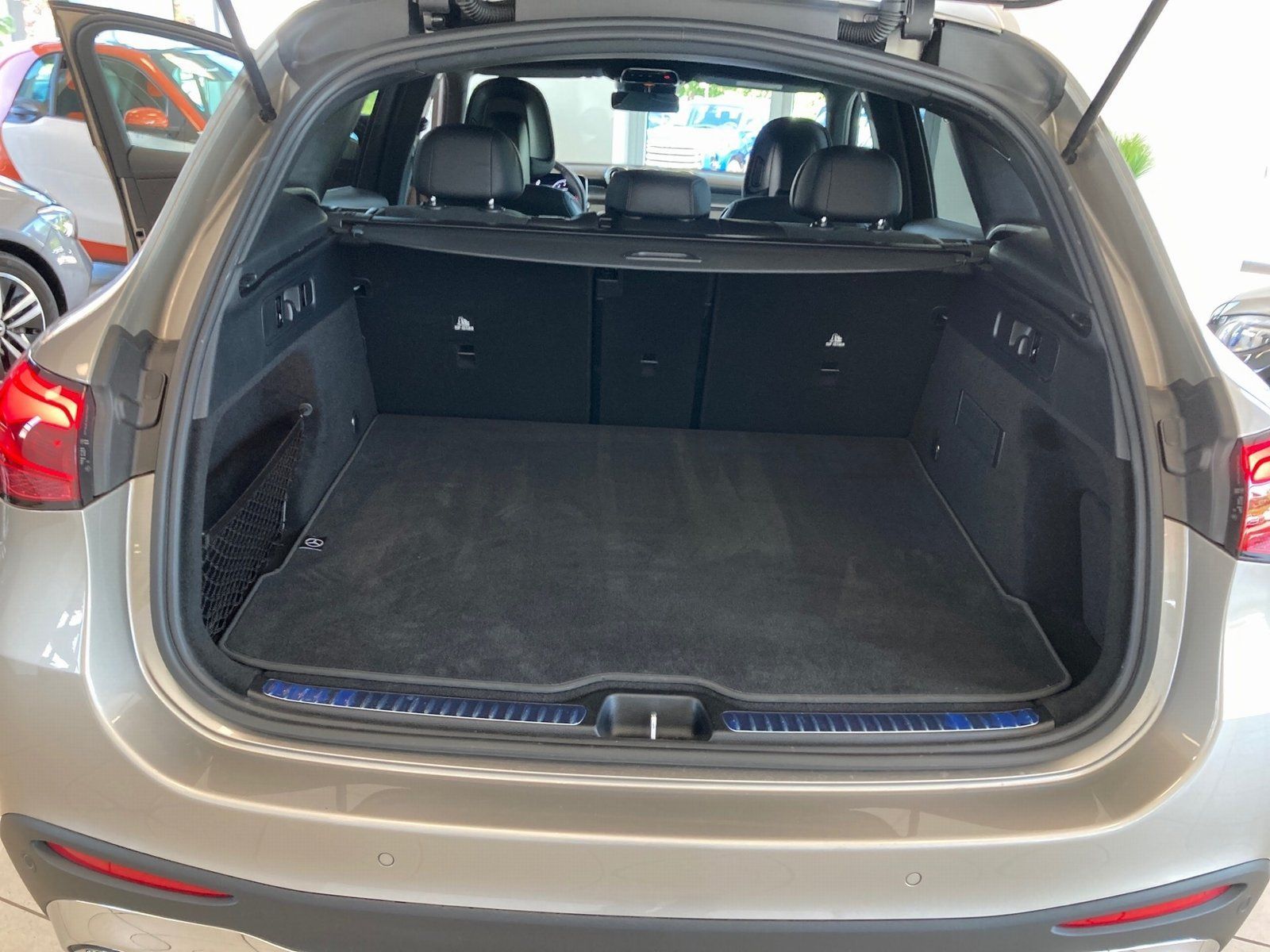 Fahrzeugabbildung Mercedes-Benz GLC 200 4M AMG*Kamera*Totwinkel*EasyPack*Memory*