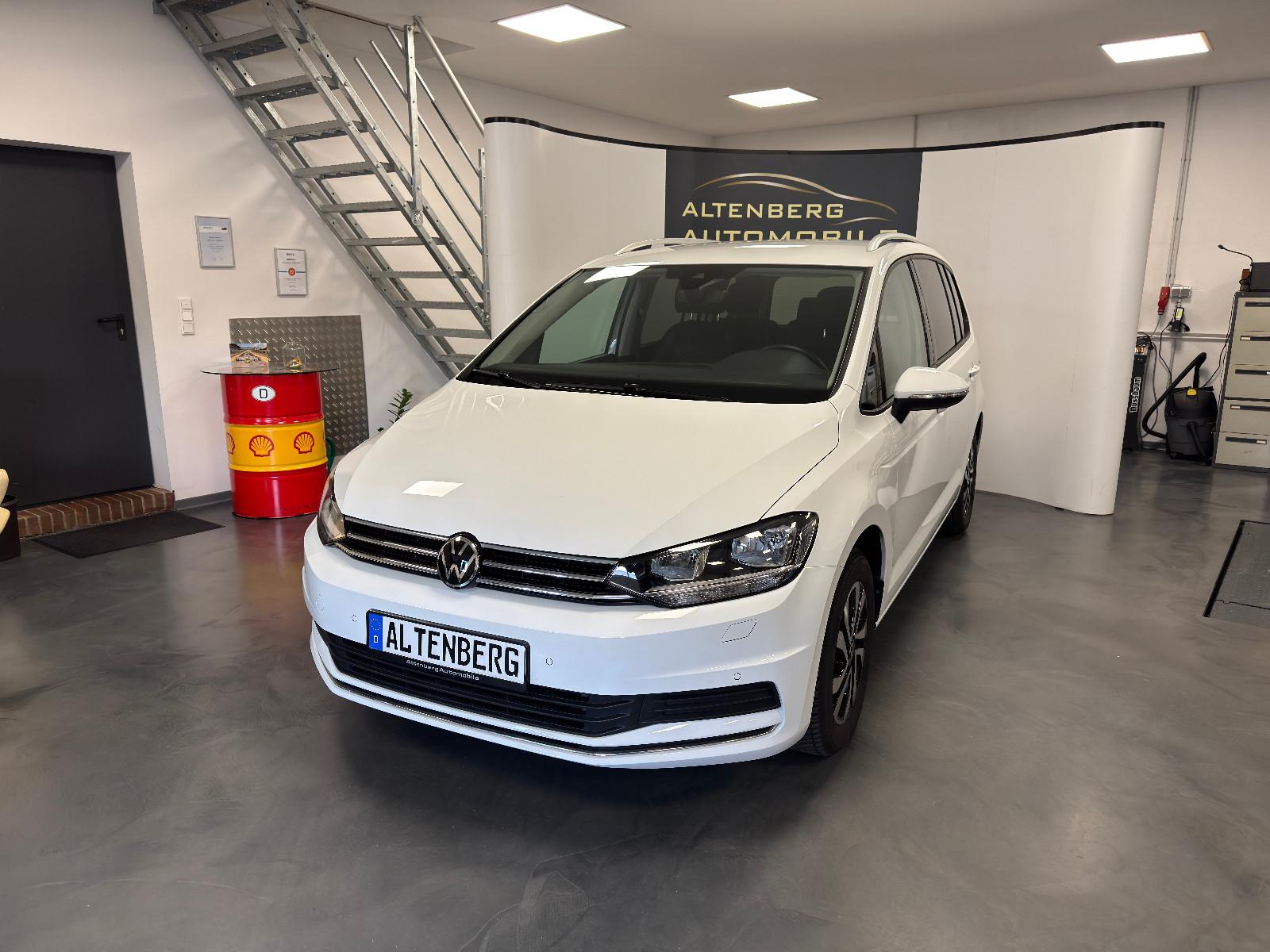 Volkswagen Touran Active Kamera PDC 7.Sitze DAB+ CarPlay