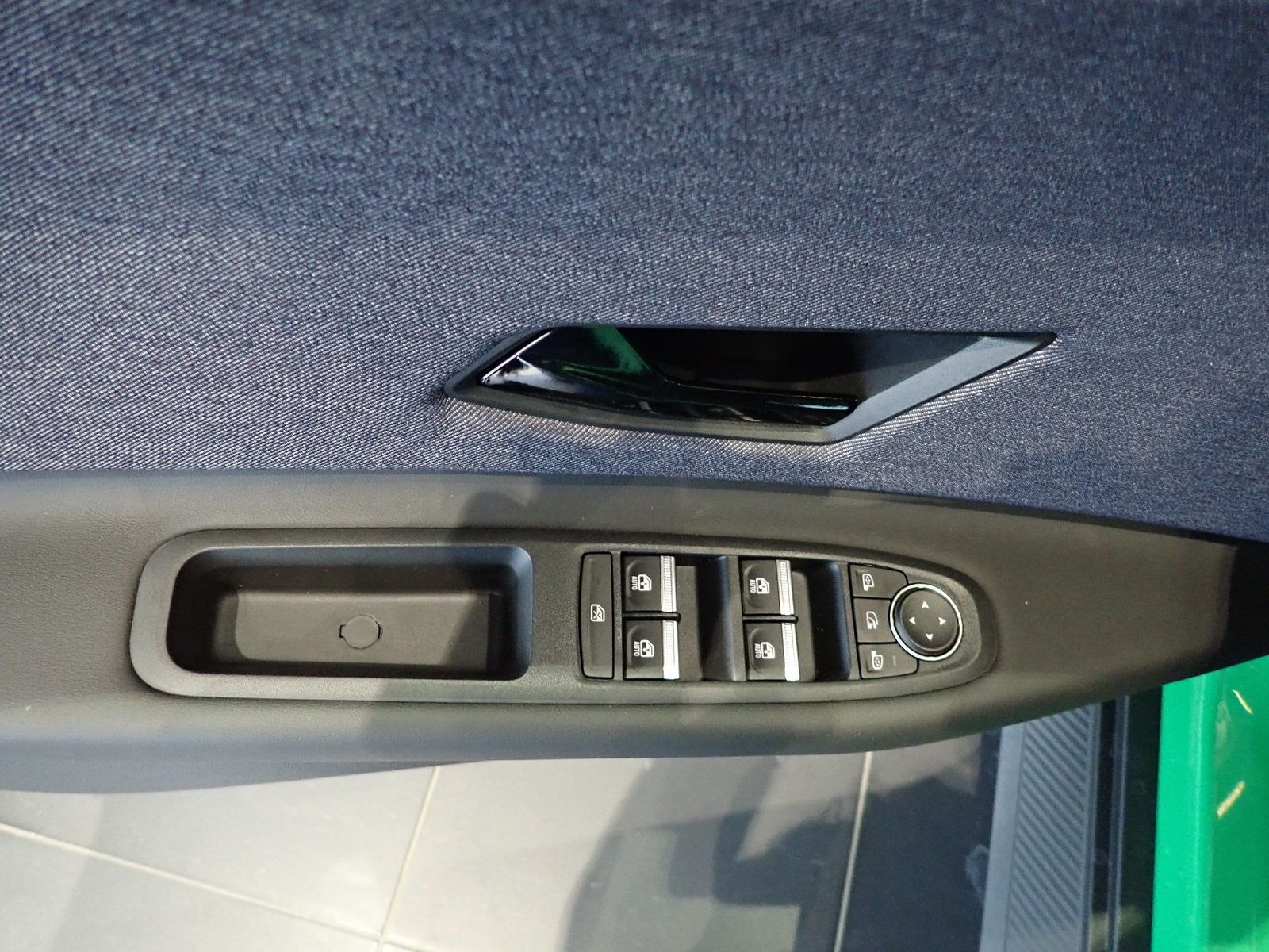 Fahrzeugabbildung Renault R 5 E-TECH 100% ELEKTR. 150 COMFORT RANGE TECHNO