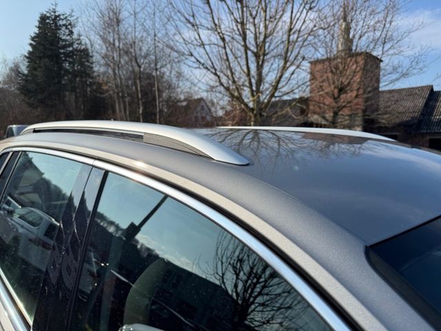 Tiguan Highline 2.0 TDI 4Motion DSG LED Navi AHK