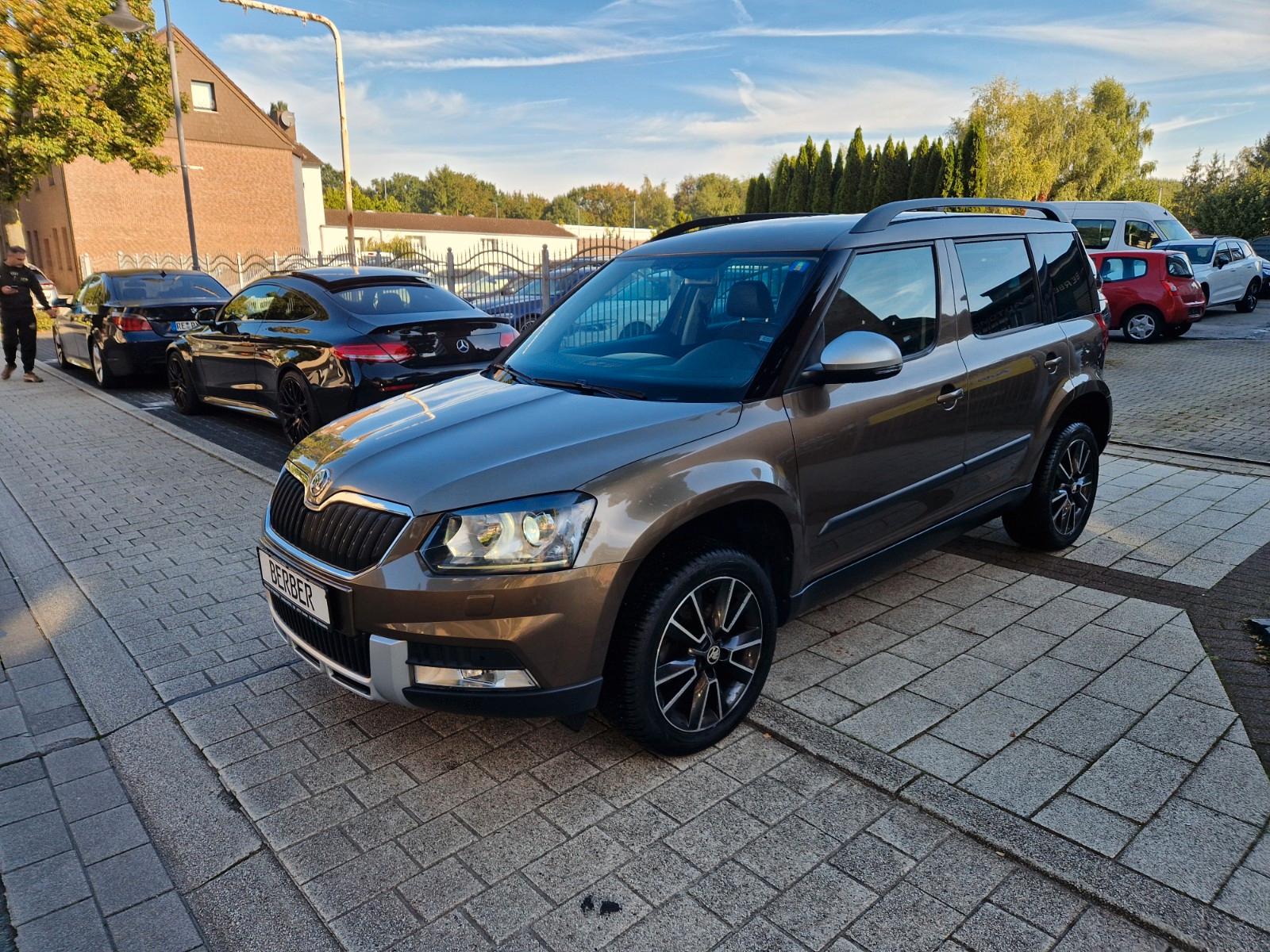 Skoda Yeti*2.0TDI*1.hand*Navi*AHK*CAM*PDC*SHZ*Temp*