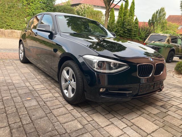 BMW 120d Sport Line Navi Prof Xenon GSD Keyl Harman