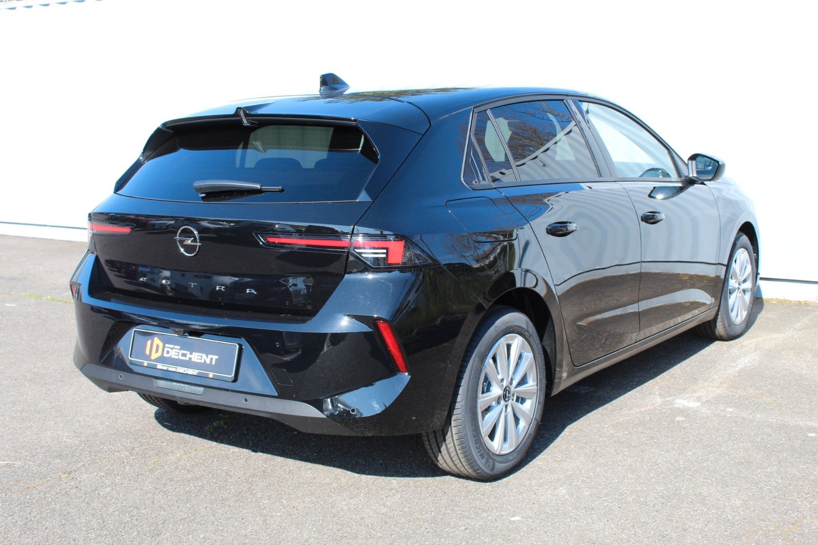 Fahrzeugabbildung Opel Astra L Lim*Edition*RFK*Klima*PDC*SHZ*LED