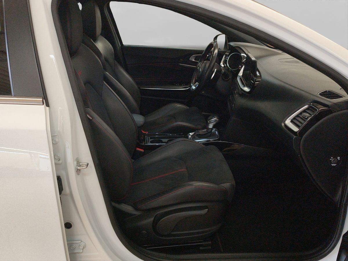 Kia CEED 1.6T GT PANO-DACH+NAVI+LED+KAMERA+SITZHEIZU