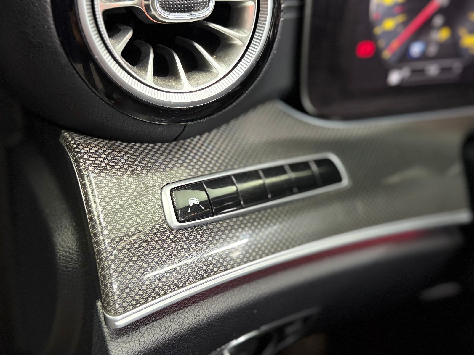 Fahrzeugabbildung Mercedes-Benz CLS 350 |360°|MULTIBEAM|1.HAND