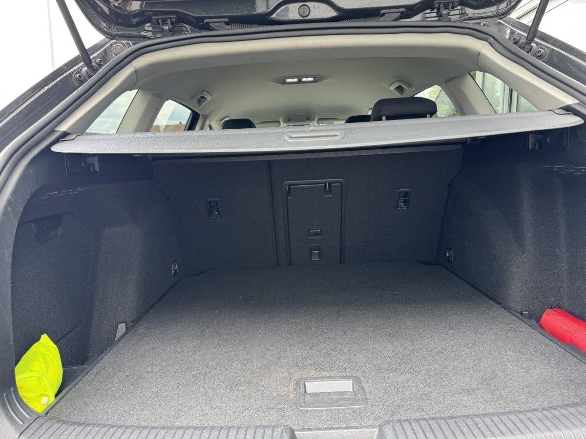Volkswagen Golf VIII Variant 1.0 TSI Life LED PDC Sitzheizu, миниатюра 9