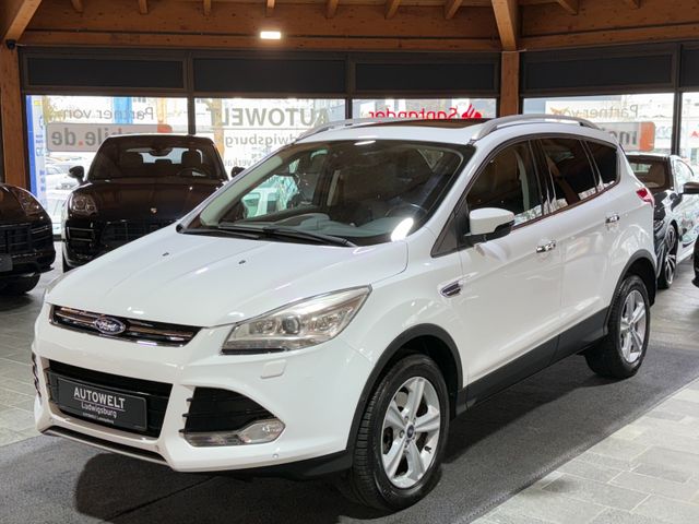 Ford Kuga Titanium Automatik XENON-NAVI-LEDER-PANO