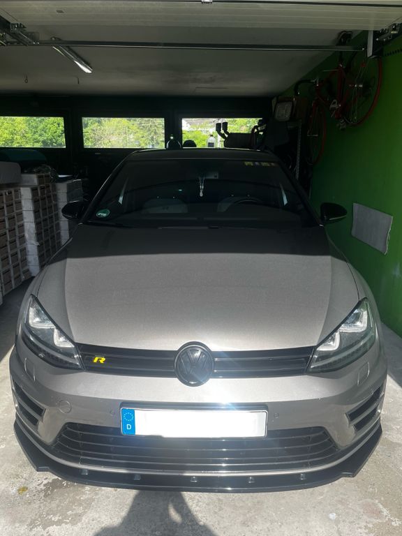 Image of Volkswagen Golf