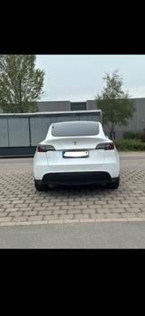 Tesla Model Y Hinterradantrieb RWD - Tesla Model Y in Bochum