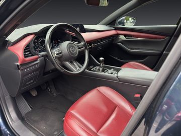 Mazda 3 - 7