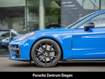 Porsche Panamera - 8