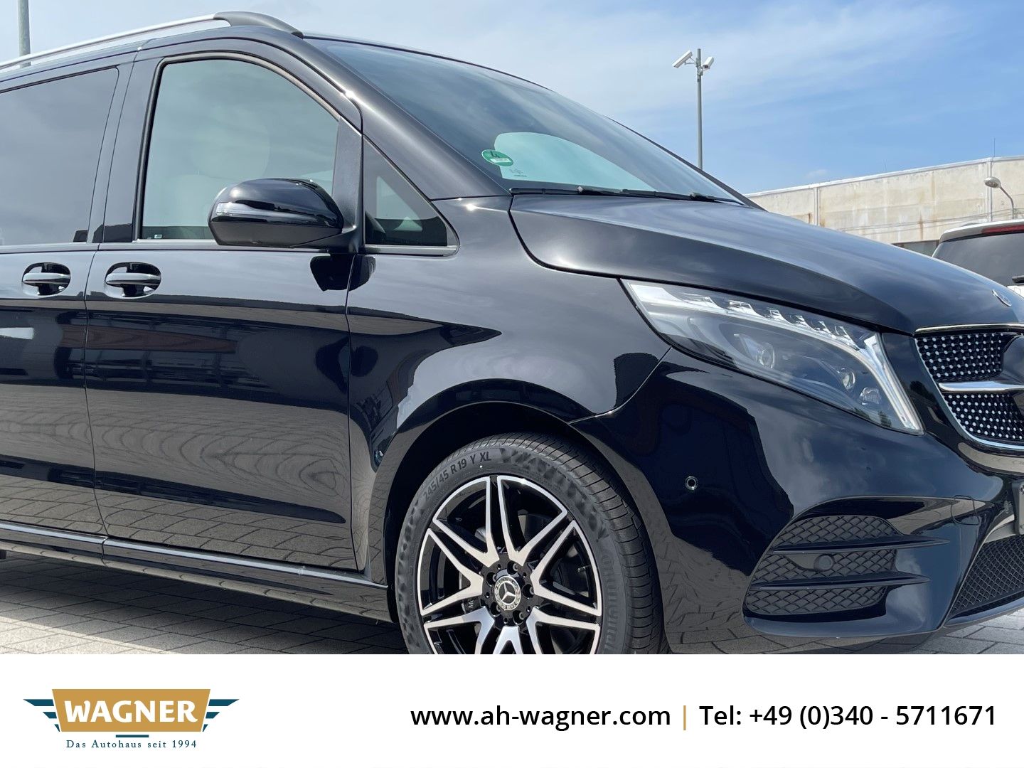 Fahrzeugabbildung Mercedes-Benz V 300 d AMG EXCLUSIVE Luxus Sitze  4MATIC Voll V