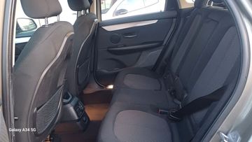 BMW 218 Active Tourer - 10
