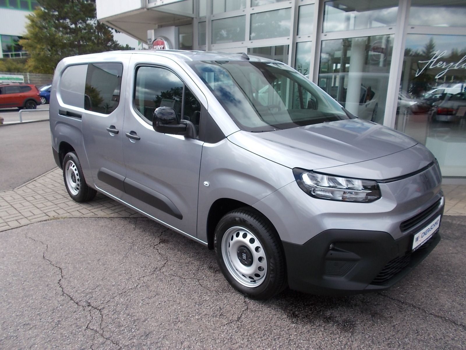 Fahrzeugabbildung Fiat Doblo Multicab L2 1.5 BlueHDi