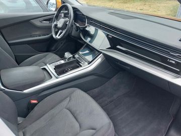 Audi Q8 - 9