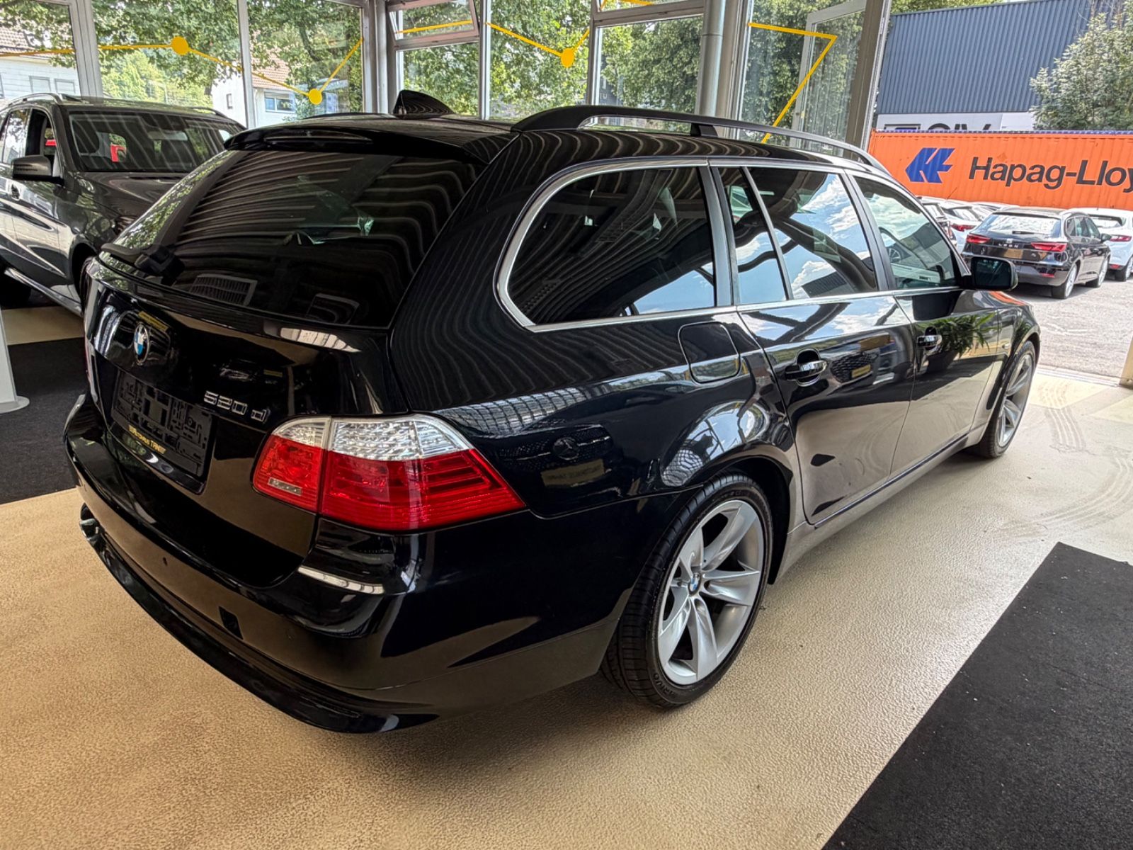 Fahrzeugabbildung BMW 520 5 Touring 520 d