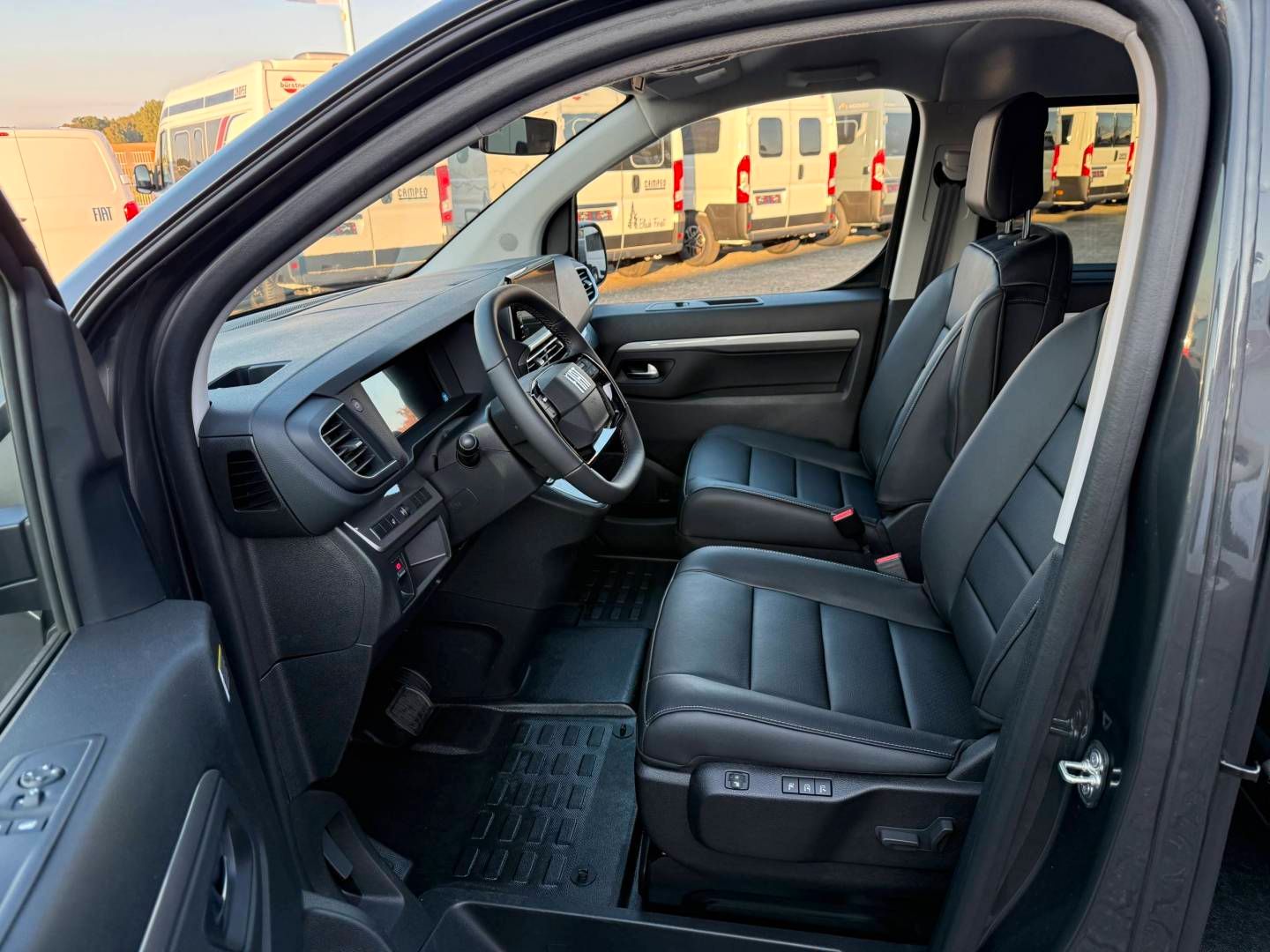 Fahrzeugabbildung Fiat SCUDO MULTICAB