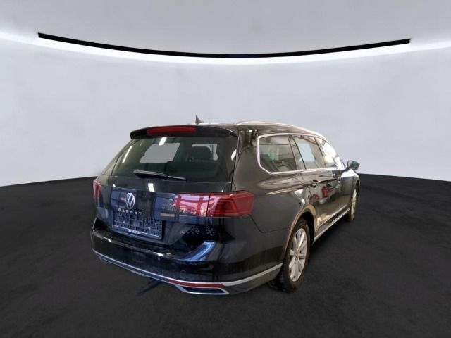 Volkswagen Passat Variant - Bild 6