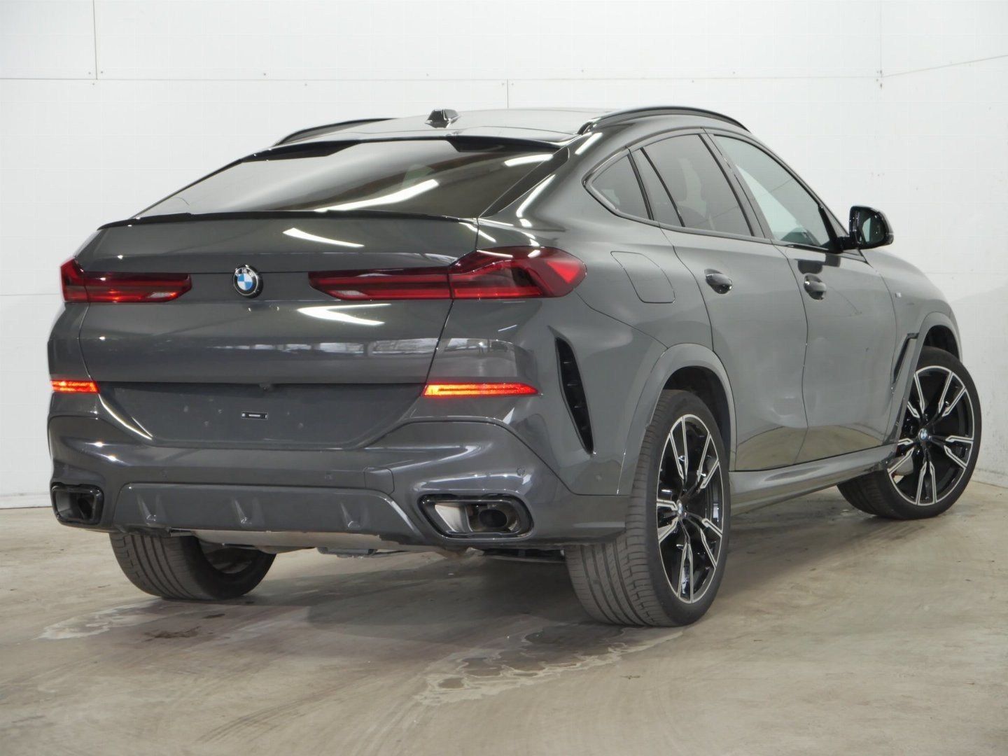 Fahrzeugabbildung BMW X6 xDrive40d M Sport Pro Pano.Dach Sitzbelüftung