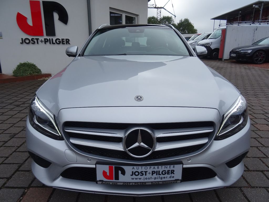 Image of Mercedes-Benz C 220