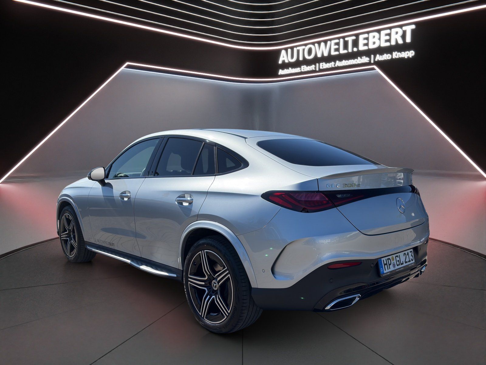 Fahrzeugabbildung Mercedes-Benz GLC 300 d 4M AMG 360° DIG.LIGHT AHK PSD Burmest