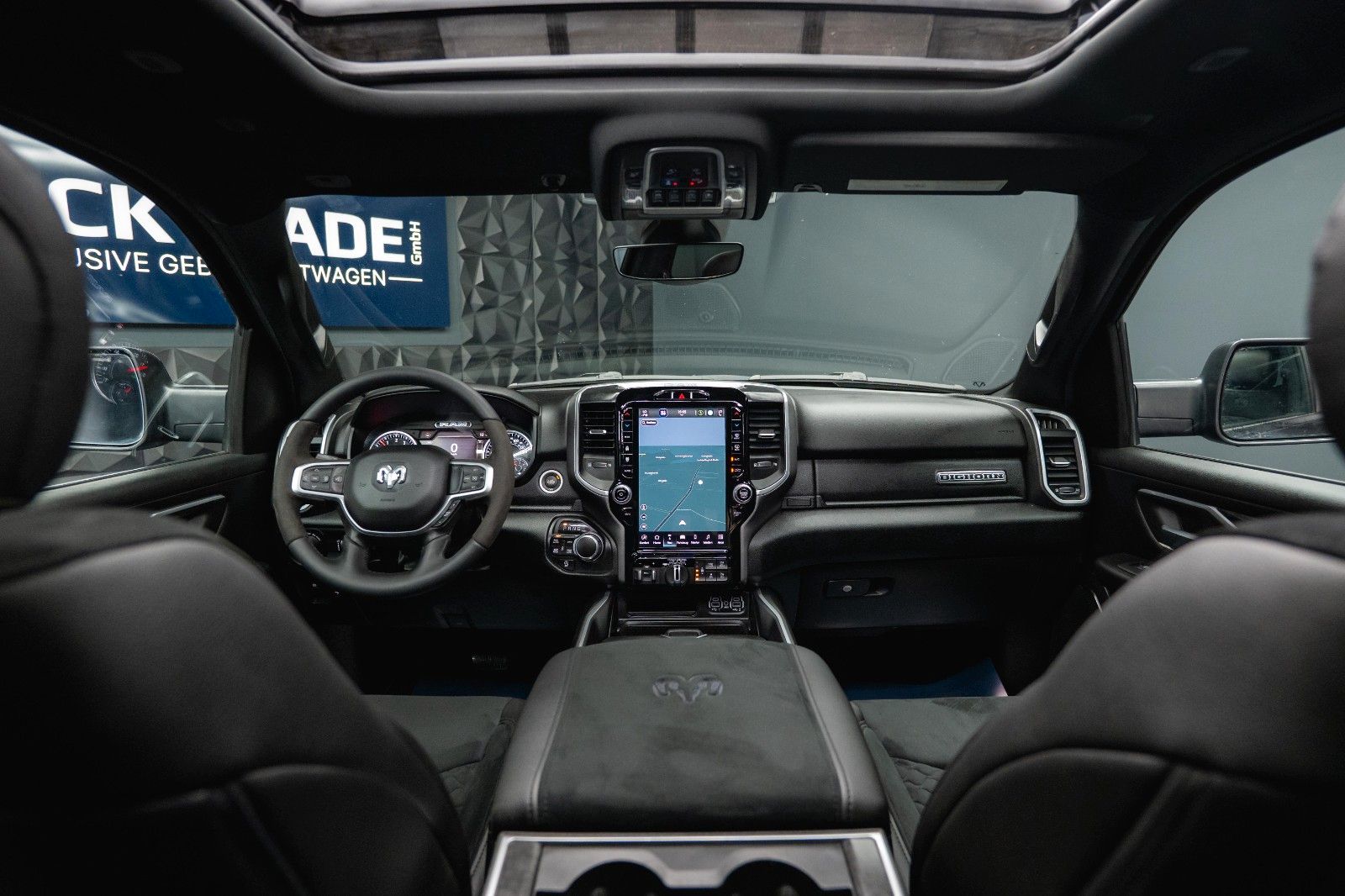 Fahrzeugabbildung Dodge RAM 5.7 V8 HEMI 4x4 Limited Longbed Airmatic 19%