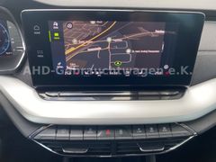 Fahrzeugabbildung Skoda Octavia 2.0 TDI Combi Style DSG