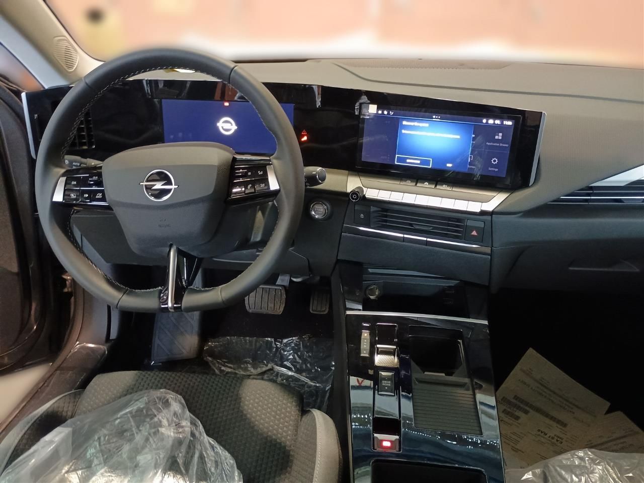 Fahrzeugabbildung Opel Astra L Edition Electric 115KW