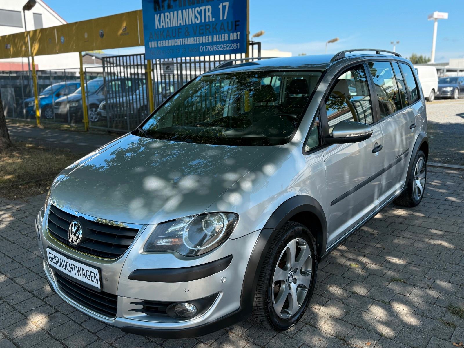 Volkswagen Touran Cross NAVI KLIMA PDC