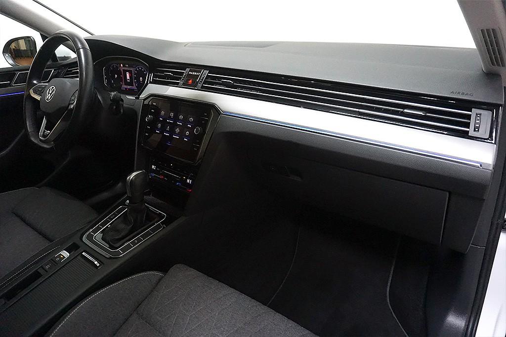 Volkswagen Passat 2.0TDI DSG R-Line Virtual Pano Navi ACC, миниатюра 13
